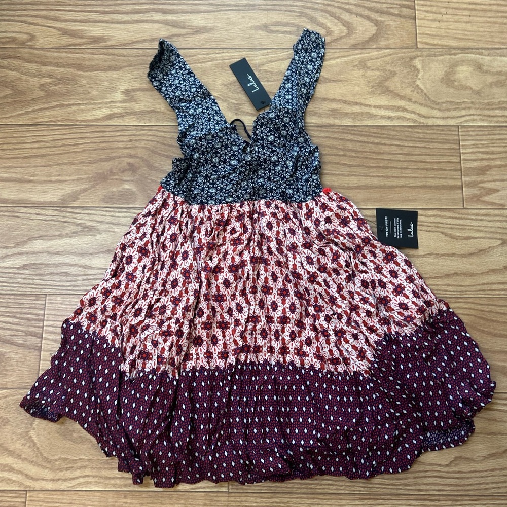 Lulus Dress Size Small Short Eccletic Dress NWT